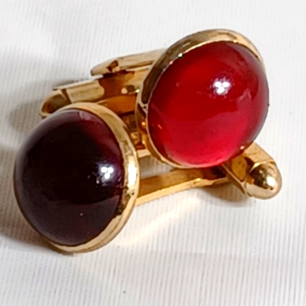 VINTAGE RUBY RED ROUND CUFFLINKS - Picture 8 of 11